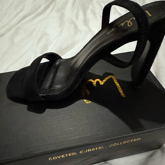 Lulus Black Suede heels 7 1/2 Brand New .. - Picture 4 of 7